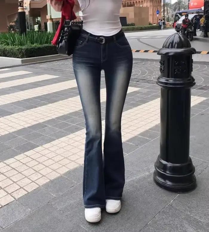 Jean évasé taille basse, jambes amincissantes, hanches dodues, pantalon en Denim extensible en coton