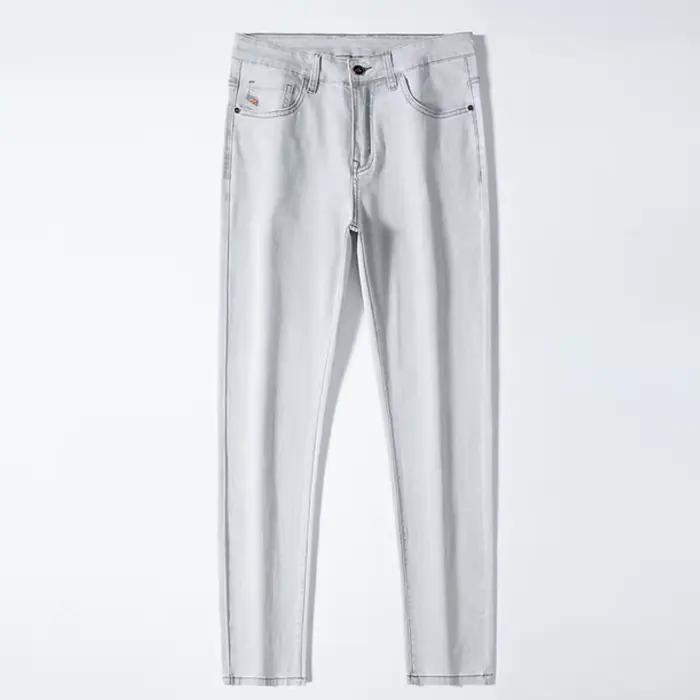 Jean droit pour homme, coupe slim