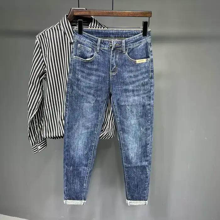 Jean homme haut de gamme ajusté en denim bleu avec style rétro et streetwear pour hommes occassions décontractées printemps automne