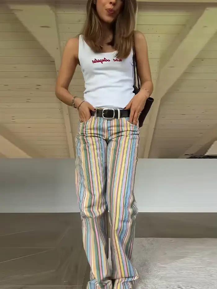 Pantalon large en jean tressé à rayures colorées effet arc-en-ciel taille basse coupe droite pour femme – Collection Printemps-Été 2026 Chic et Décontracté