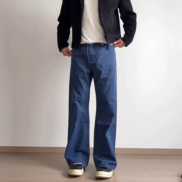 Jean micro-élastique bleu léger pour homme