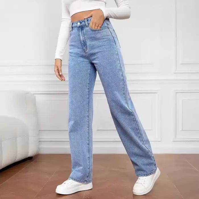 Jeans en denim à taille haute pour femmes