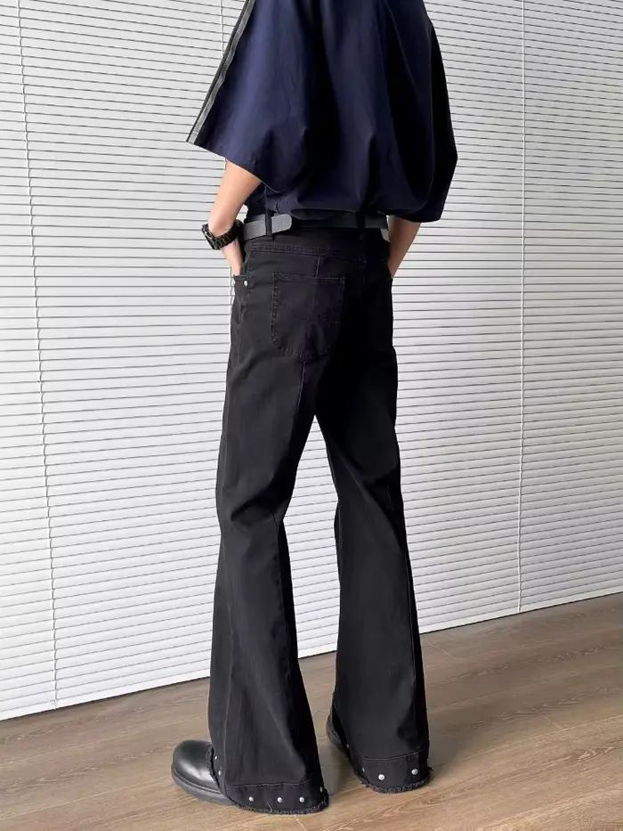 2026 Vêtements Y2K : Jean évasé noir slim à rivets pour hommes et pantalon long décontracté coréen pour femmes