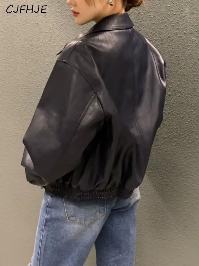 Blouson en simili cuir décontracté CJFHJE pour femmes, automne-hiver, col rabattu, fermeture éclair robuste, polyester PVC, couleur beige ou noir, taille S/M/L