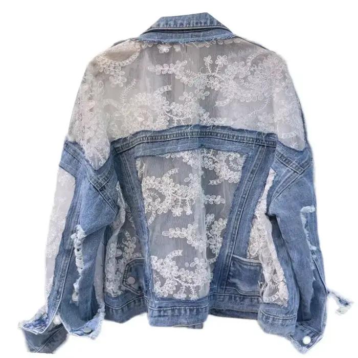 Veste en jean brodée pour femme