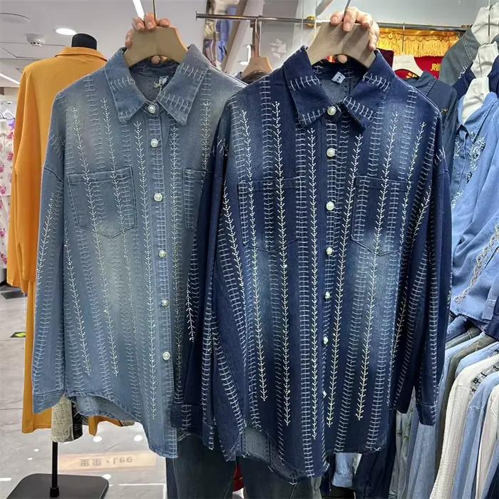 Chemise en jean bleu brodée style rétro décontracté pour femme junior printemps été 2026 coupe ample col polo occassions décontractées