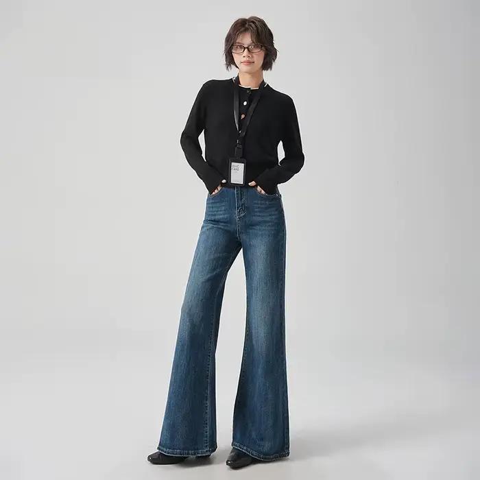 Jean évasé bleu rétro pour femme