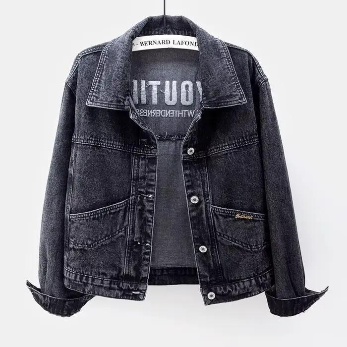 Veste en jean brodée pour femme