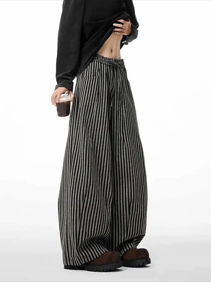 Pantalon droit esthetique Harajuku pour femme style grunge sombre coupe ample et decrotte ajustement personnalisable pour le quotidien et le streetwear