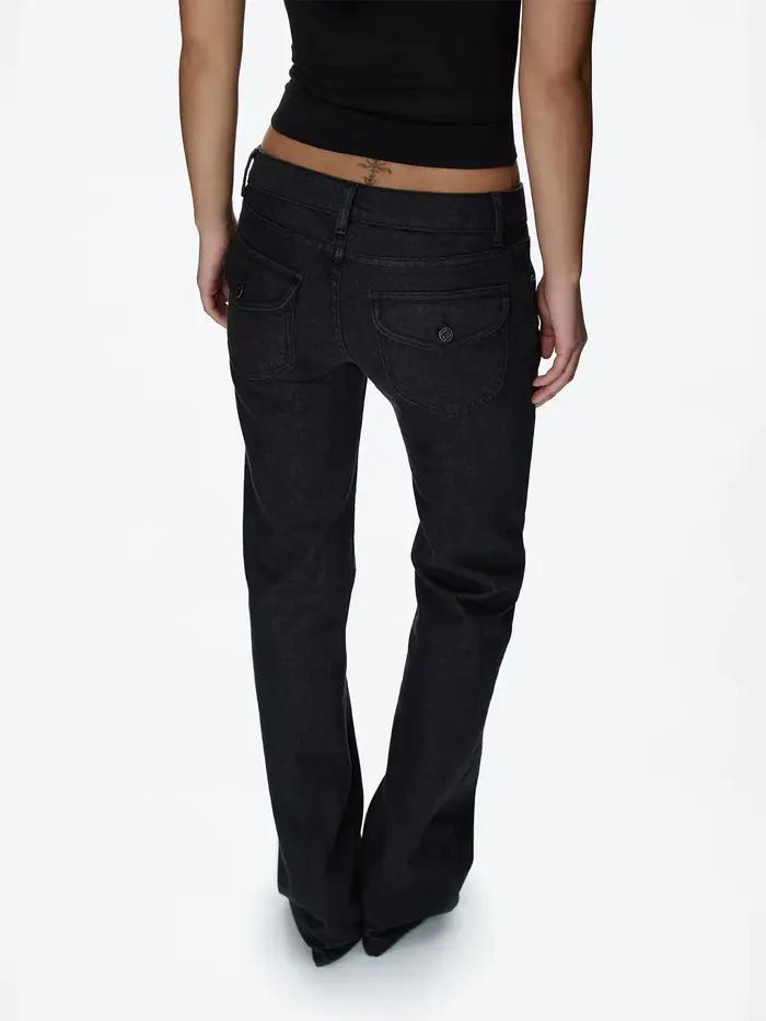 Pantalon en jean uni à taille basse et effet froissé Tank Floral