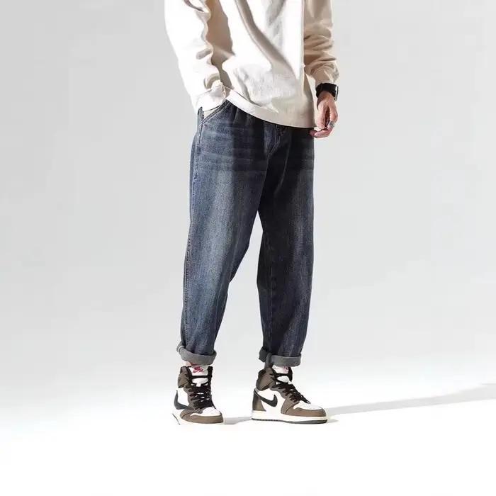 Nouveau jean tendance pour homme