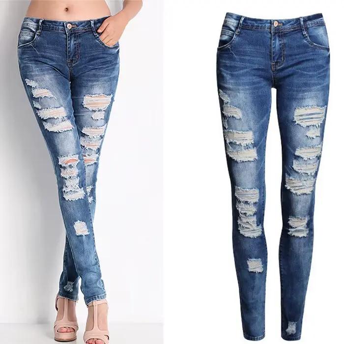Femmes jean bleu mince déchiré