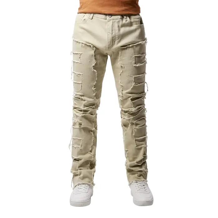 Jeans déchirés empilés ajustés pour hommes style décontracté vintage modernisé occasion shopping四季适用男士破洞堆叠牛仔裤休闲街头风购物场合