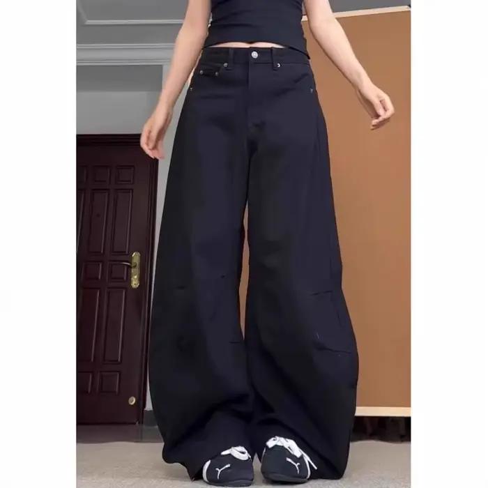 Jean en denim noir drapé taille basse coupe ample jambe large amincissant pour femme – Nouvelle collection
