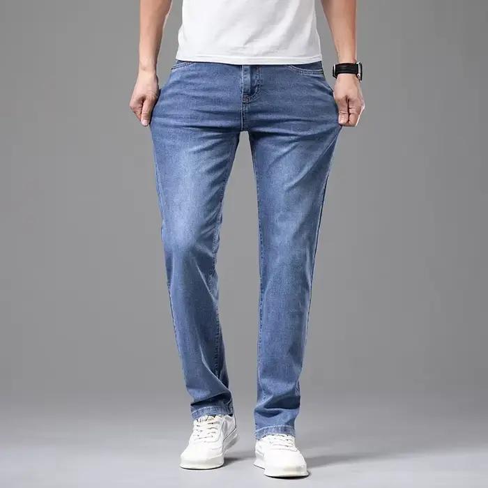 Jean d'été fin en coton élastique pour hommes