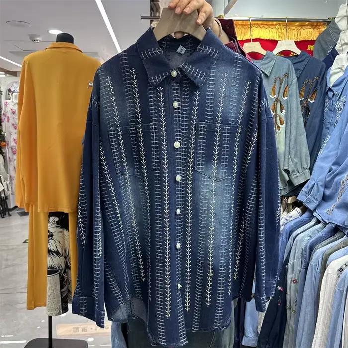 Chemise en jean bleu brodée style rétro décontracté pour femme junior printemps été 2026 coupe ample col polo occassions décontractées