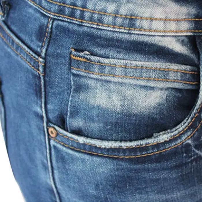 Femmes jean bleu mince déchiré