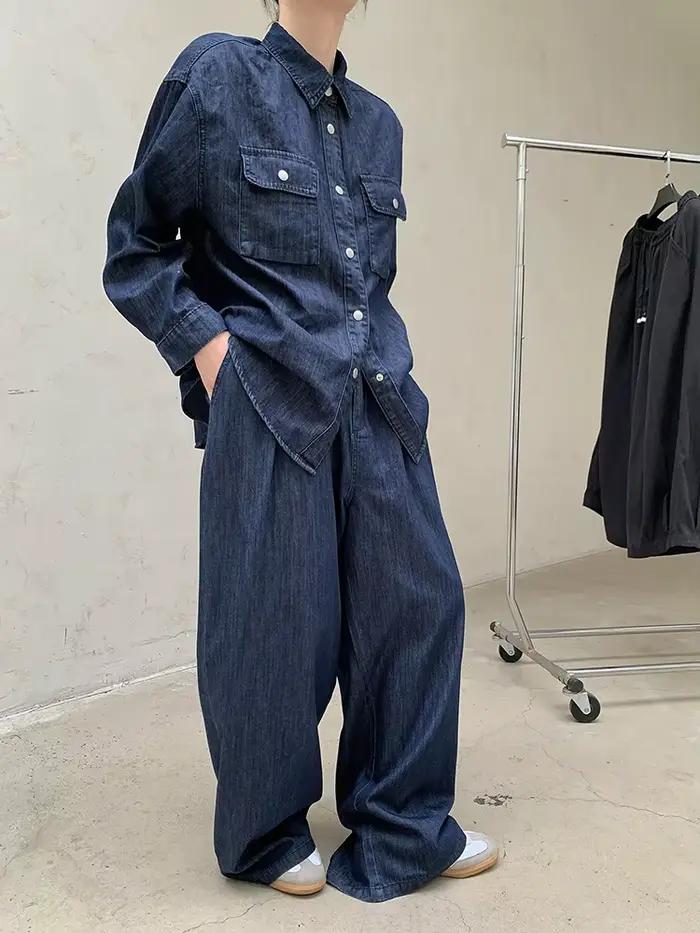 [EAM] taille haute large bleu Denim plissé longue jambe décontractée jean nouvelles femmes pantalons mode marée printemps automne 2026 1DH8349