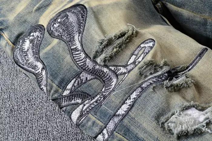 Jean classique brodé en coton pour chimiste