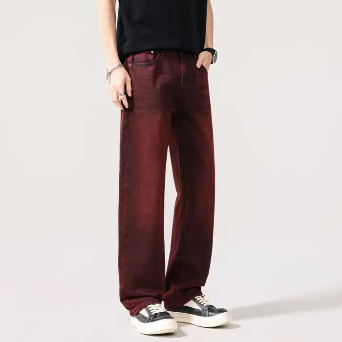 Jeans rouges pour hommes