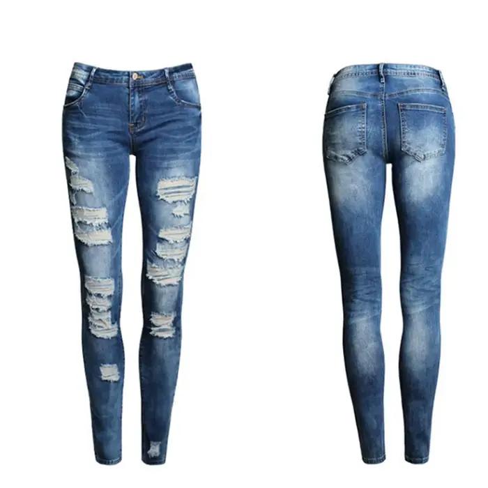 Femmes jean bleu mince déchiré