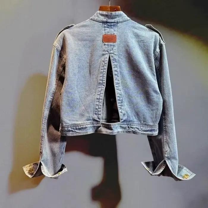 Blouson en jean court rétro pour femme avec boucle dorée distinctive – Nouvelle collection confortable