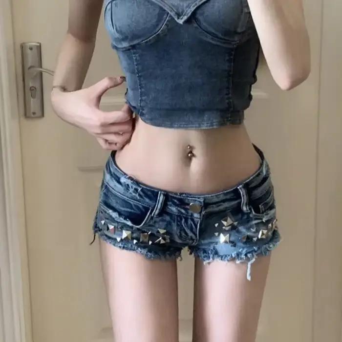 Micro mini short en jean moulant pour femme