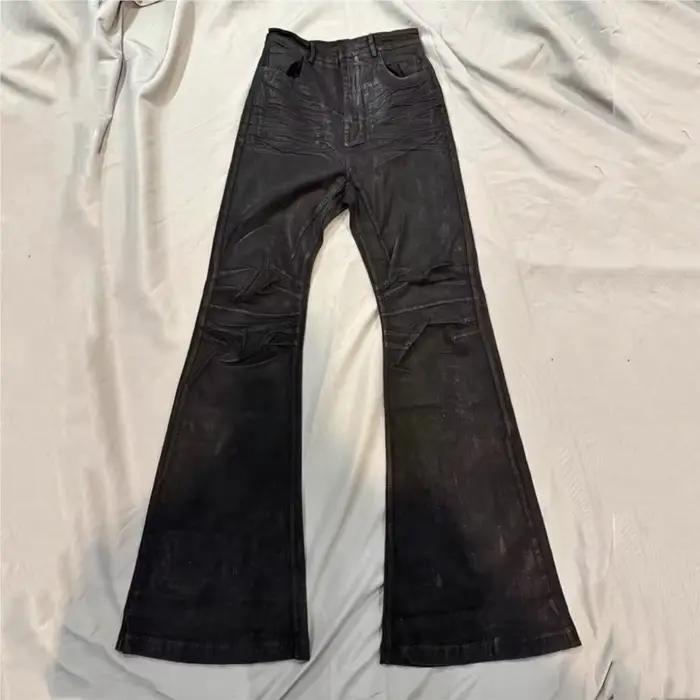 Jean Y2K délavé, style gothique vintage