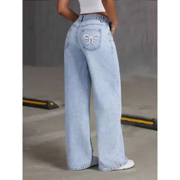 Jean brodé taille haute pour femmes