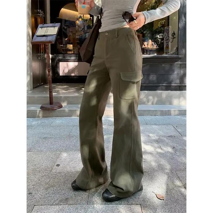 Pantalon décontracté kaki légèrement évasé à jambes larges pour femmes