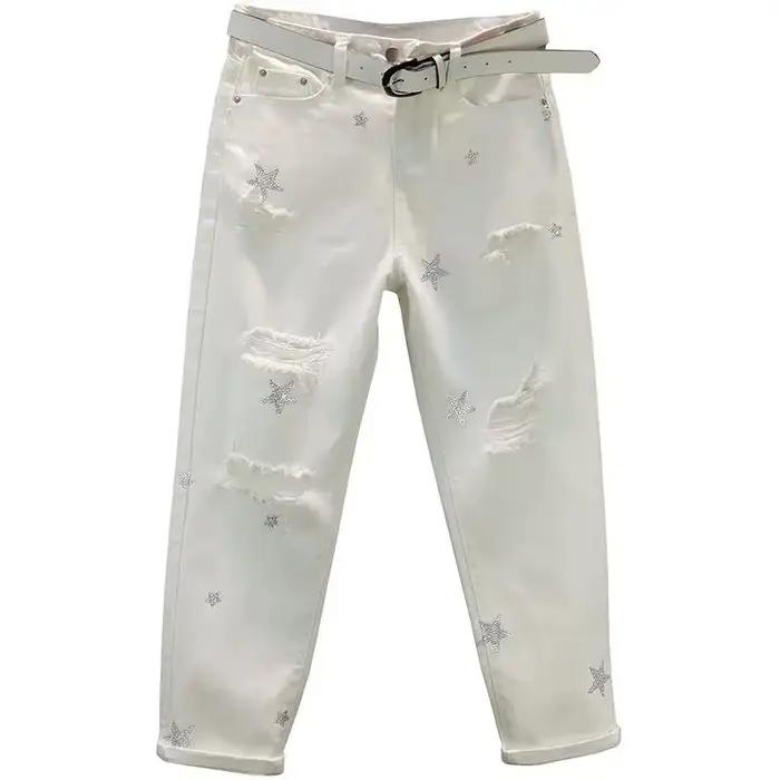 Jean blanc pour femme, nouvelle collection printemps-été 2026