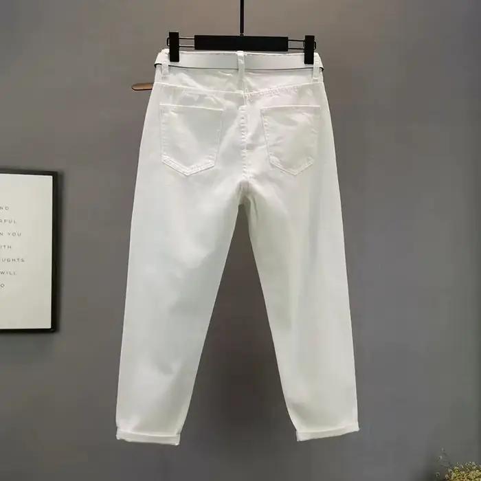 Jean blanc pour femme, nouvelle collection printemps-été 2026