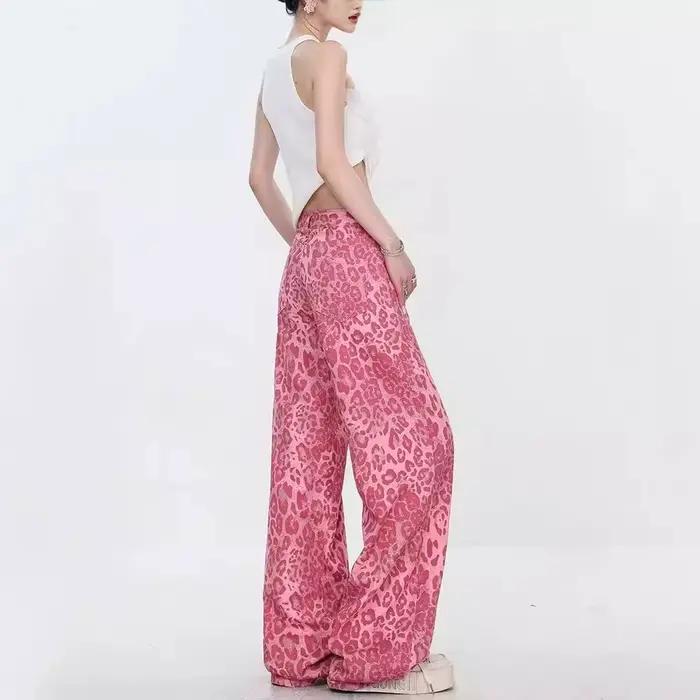 Jean à imprimé léopard rose pour femme