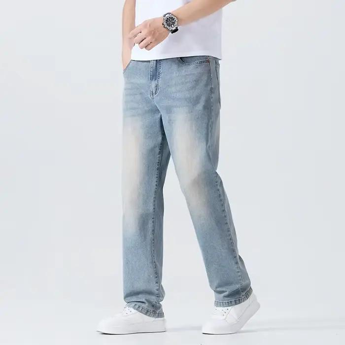 Jeans fins et confortables pour hommes