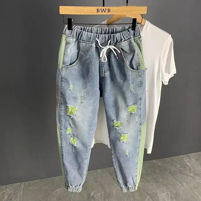 Jean Délavé avec Trous pour Homme