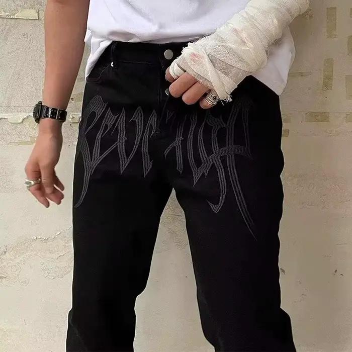 Jean Slim Noir avec Lettres Brodées Pantalon Streetwear Mode Hip Hop Long FjRopa 2024 Y2K Occasions Spéciales