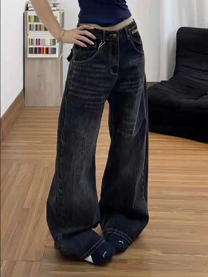 Nouveau style de jeans décontractés à jambe droite pour femme