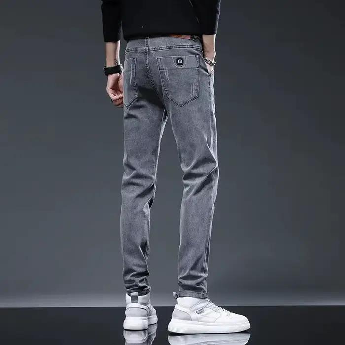 Jeans slim pour hommes