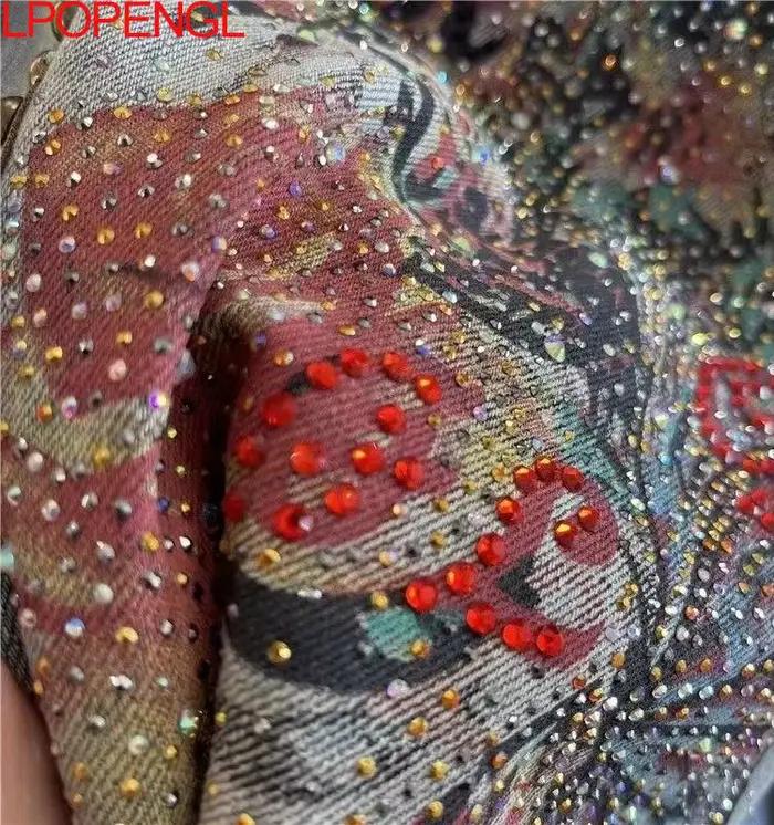Jean en denim brodé taille élastique orné de strass pour femme