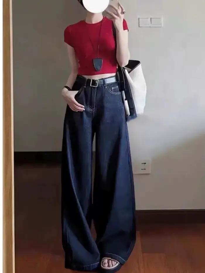 Jean large bleu marine chic et vintage pour femme