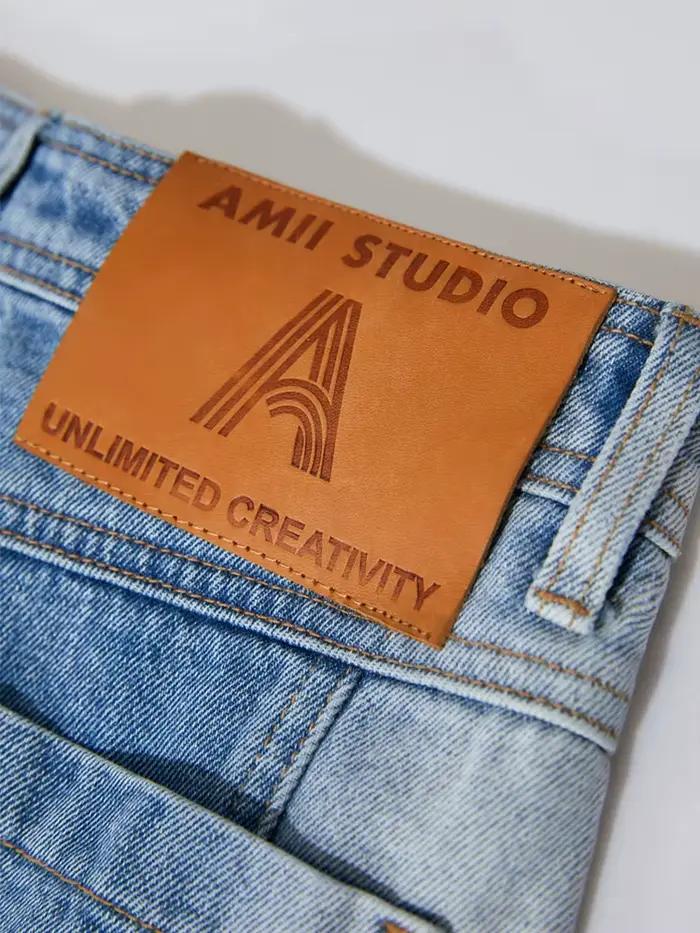 Amii-Short en Jean Minimaliste pour Femme