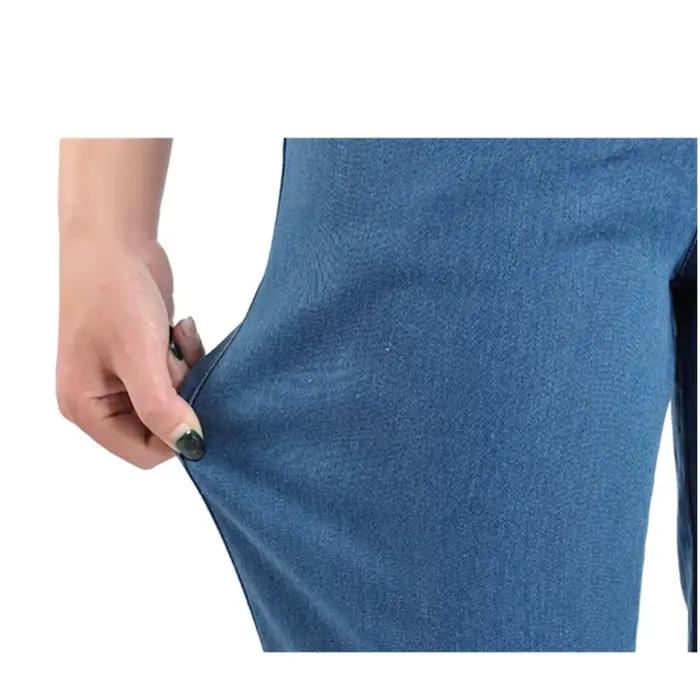 Jean pour mère d'âge moyen