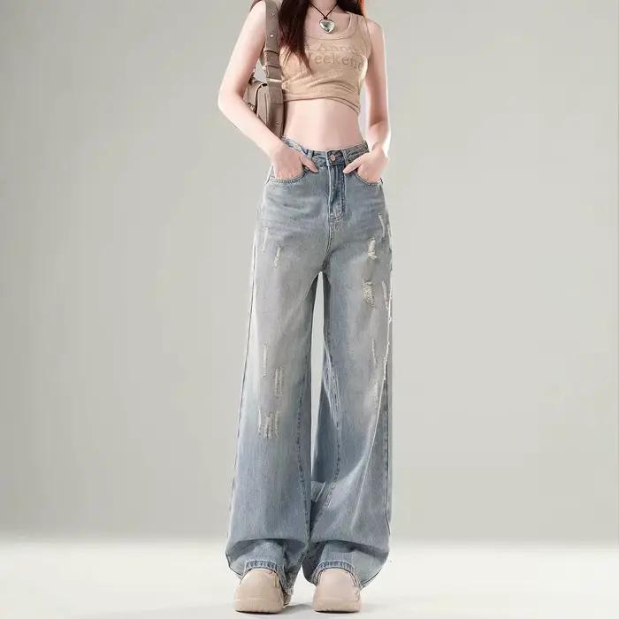 Jean large délavé et vieilli pour femme