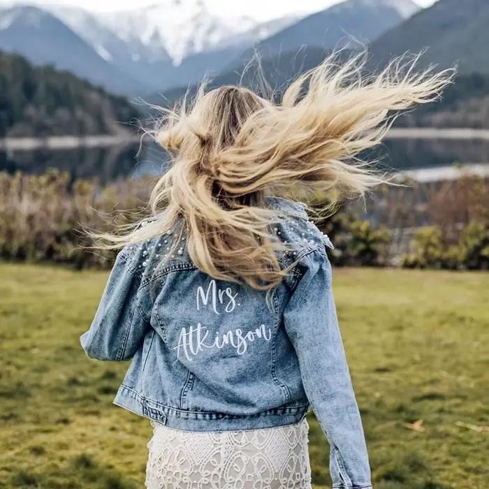 Veste en Jean Brodée de Mariage