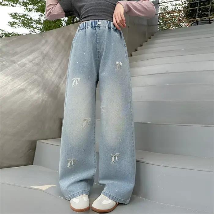 Nouveau style de jeans streetwear pour filles avec nœuds et strass