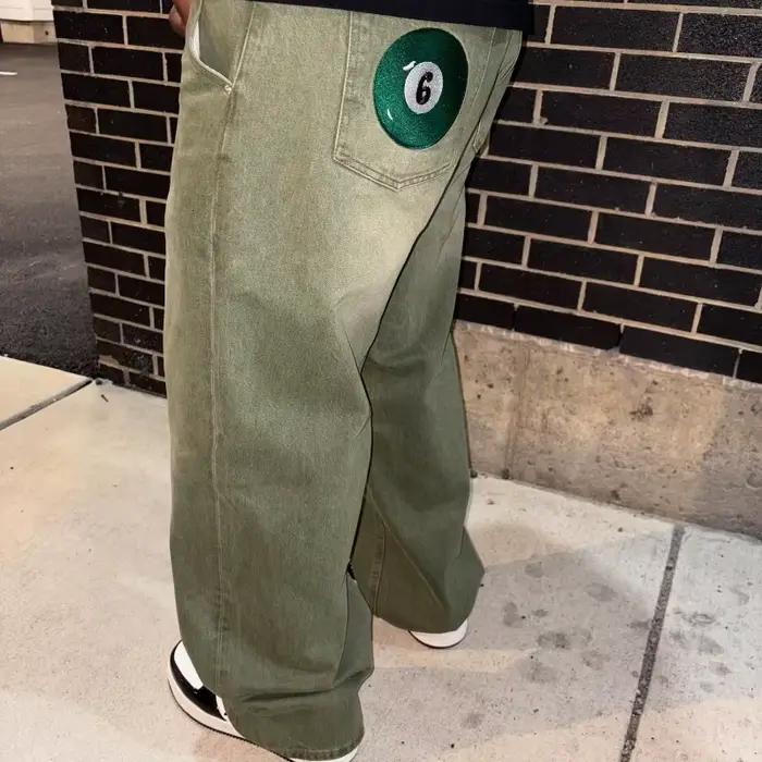 Jean Baggy Y2K Street Matcha en Denim Vert avec Broderie 6 Ball