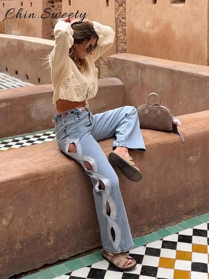 Jean long ample pour femme avec découpes latérales et torsades
