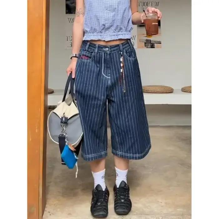 Jean Cargo bleu clair longueur mollet pour femmes