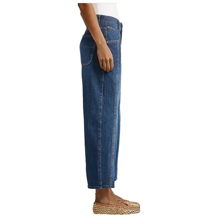 Jean en denim délavé élégant à coupe droite et ample