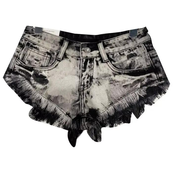 Wear Tear-Super short en denim lavé à l'eau